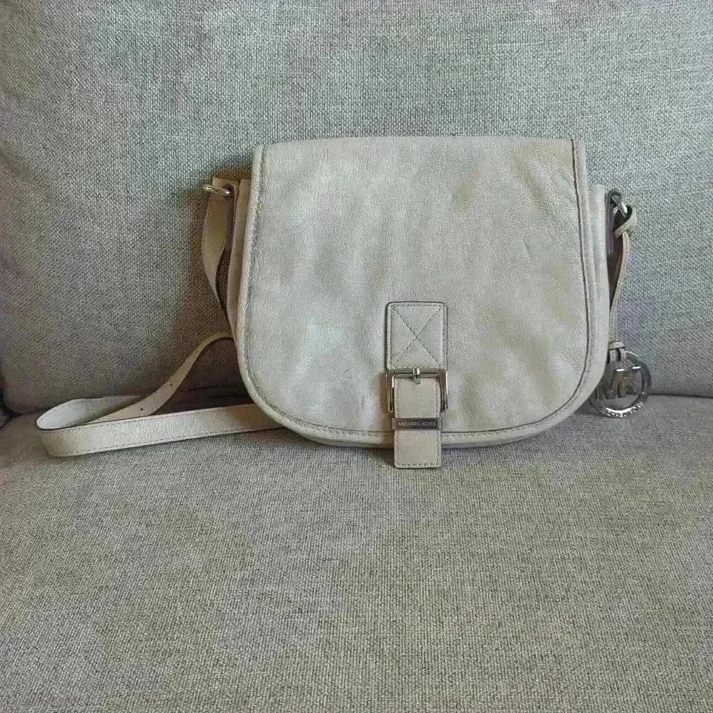 Michael Kors White Leather Saddle Bag - Picture 1 of 9